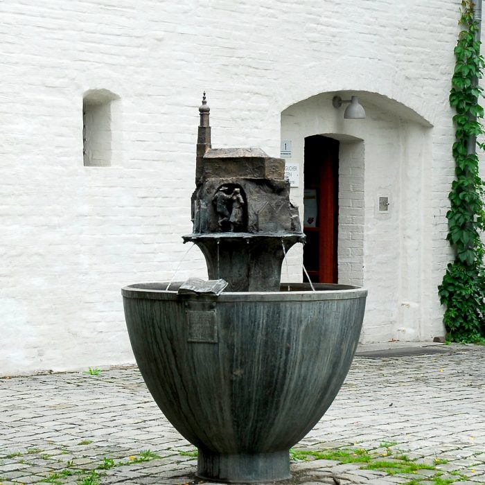 Benno-Hubensteiner-Brunnen 2001